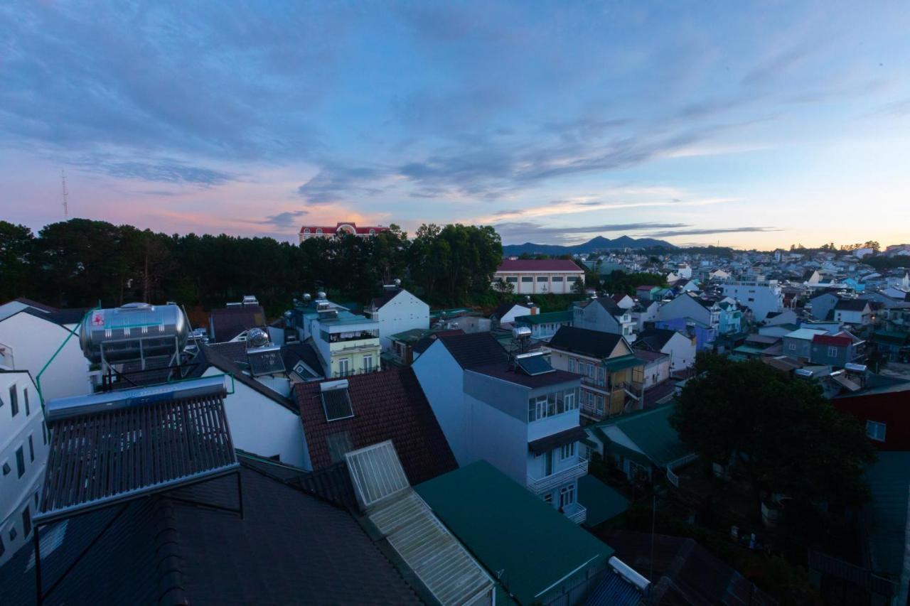 Khanh Vy Hotel Da Lat Buitenkant foto